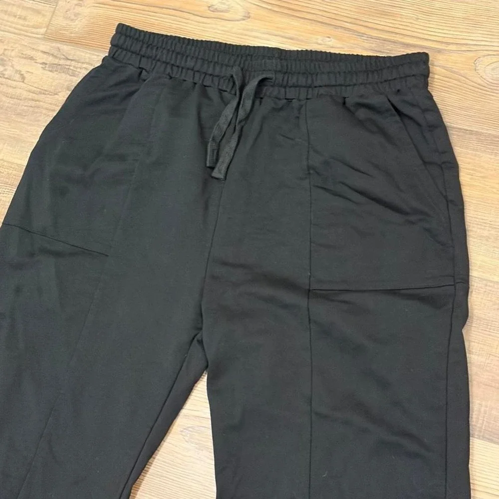 Black joggers baggy high rise comfy XL pockets inseam 24